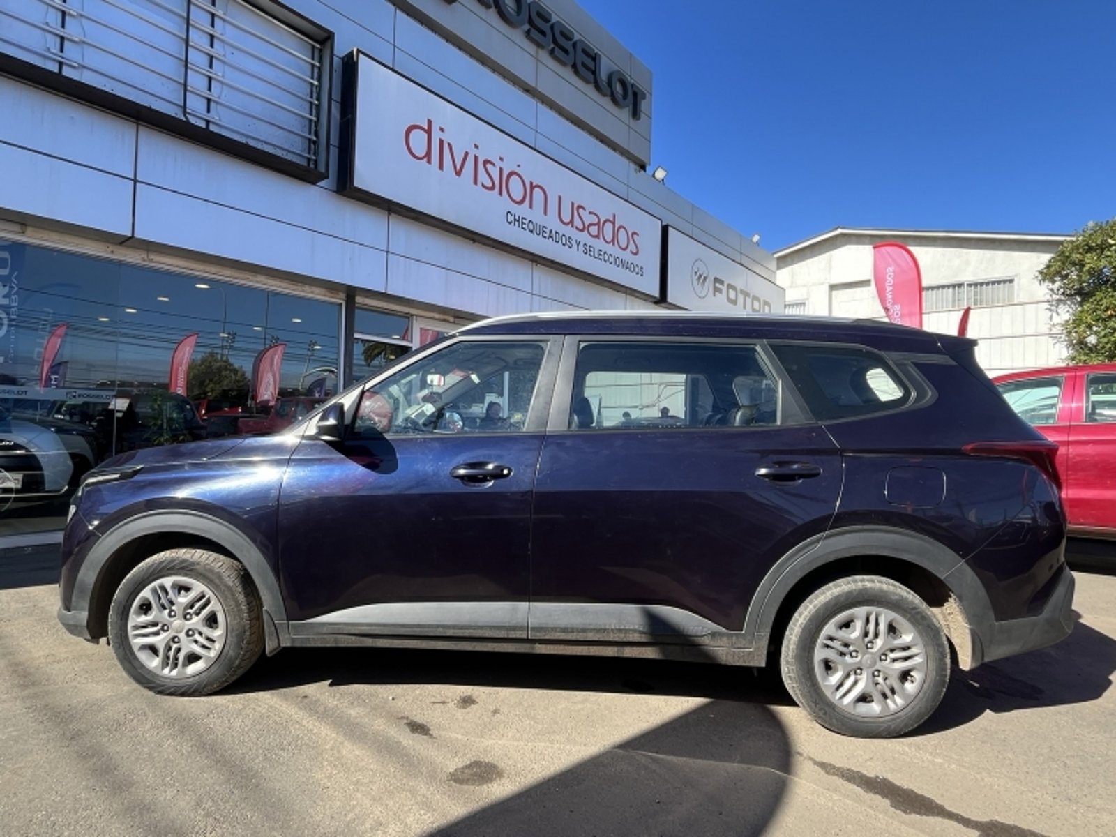 Kia Carens Lx 1.5 2023 - Foto 2 de 20