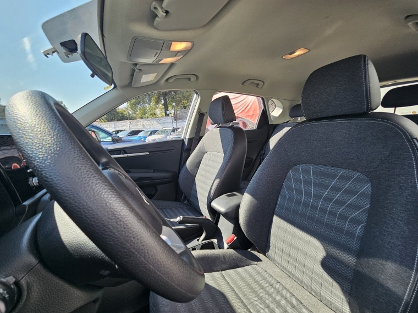 KIA Sonet Ex 1.5l 6mt Full 4x2 2022 - Imagen 9 de 20