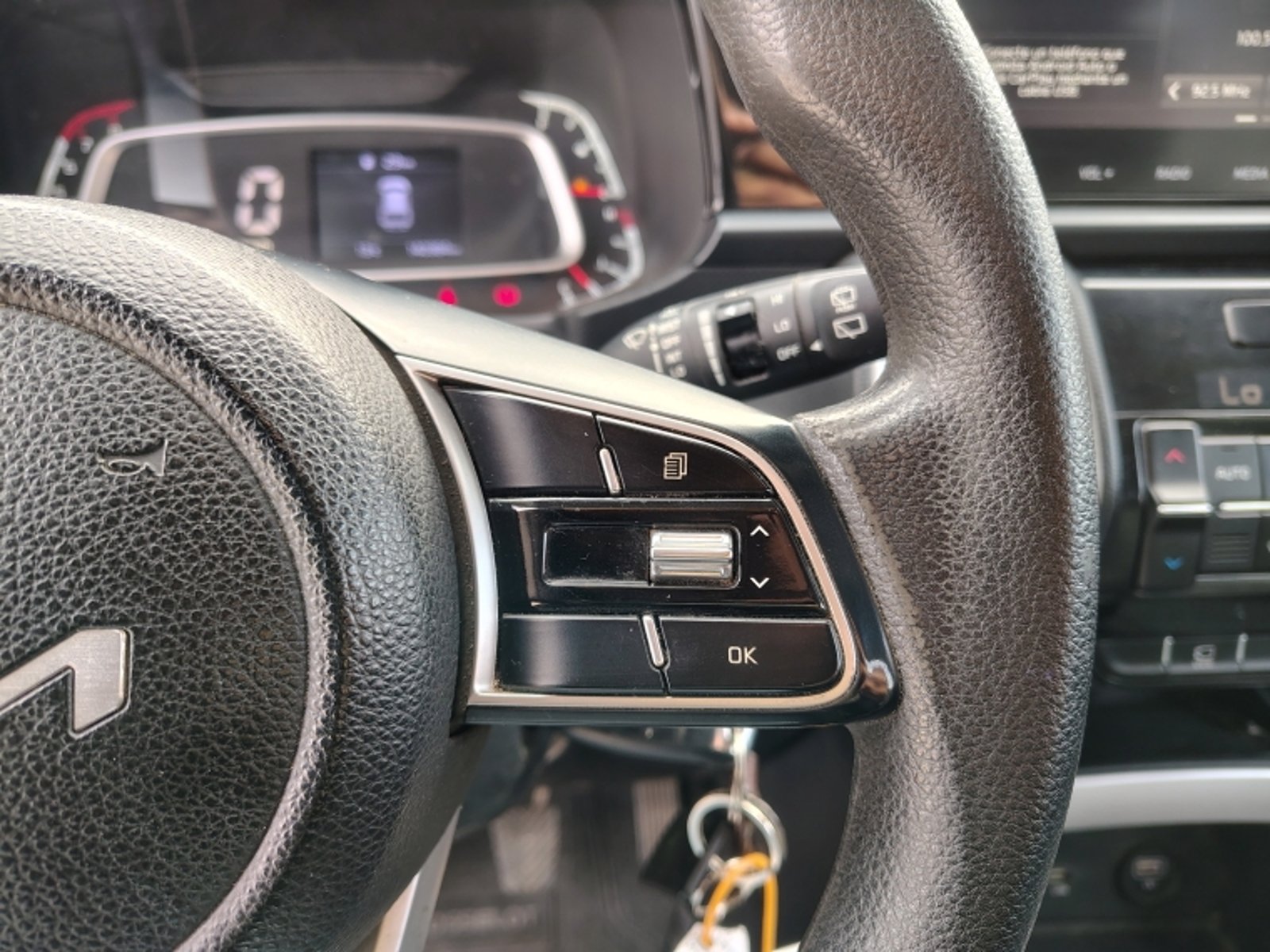 KIA Sonet Ex 1.5 2024 - Imagen 15 de 20