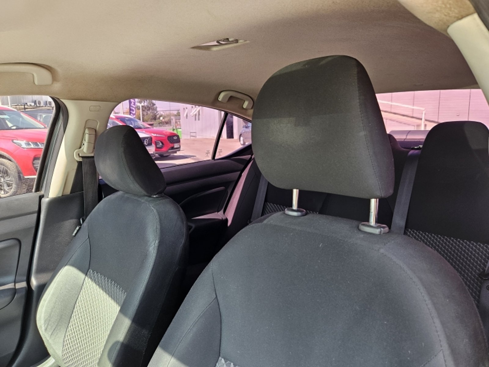 NISSAN Versa Mt 1.6 2021 - Imagen 11 de 20