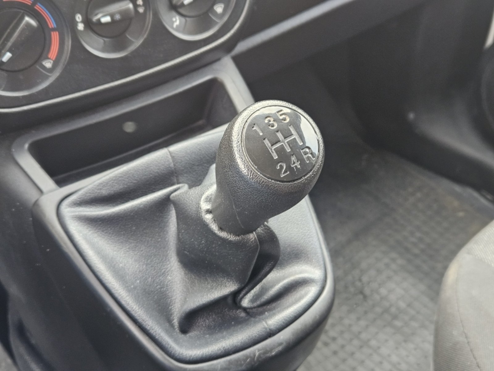 Fiat CITY Ram V700 City Diesel 1.3 2023 - Imagen 13 de 20