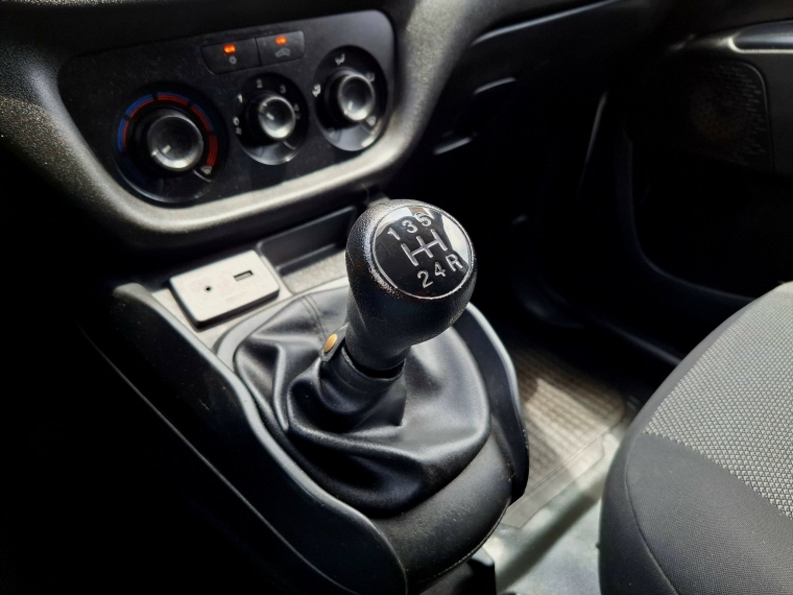 RAM V1000 Van 1000 1.3 2020 - Imagen 17 de 20