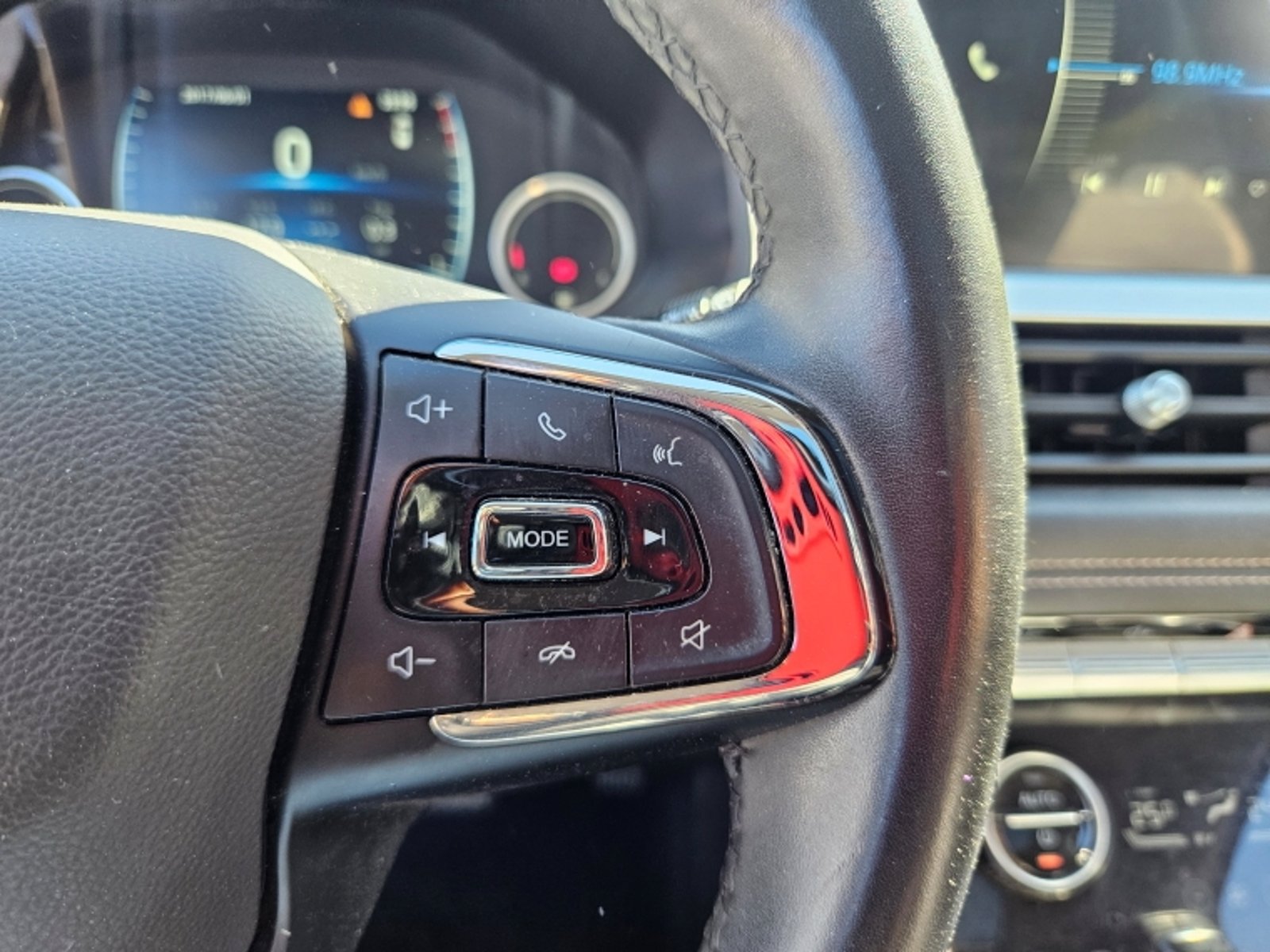 Chery Tiggo 8 1.5 Aut 2023 - Imagen 17 de 20