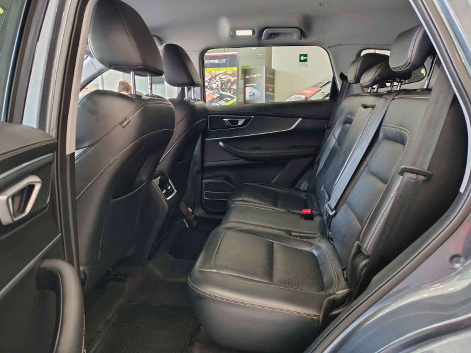 CHERY Tiggo 8 1.5 2022 - Imagen 9 de 20