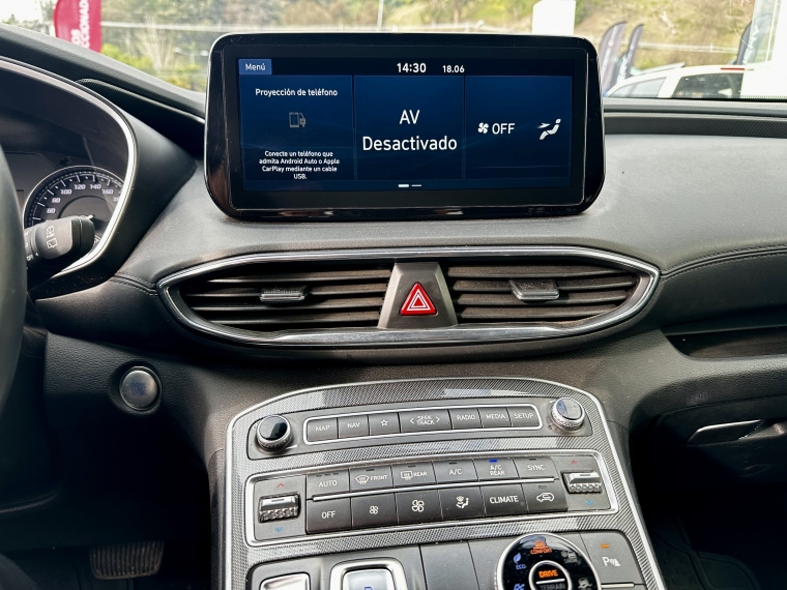 Hyundai Santa Fe Tm Crdi E6 2.2 Aut 2024 - Imagen 12 de 20
