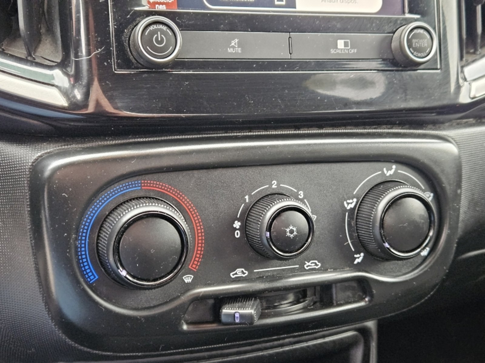 RAM 700 Bighorn Crew Cab 1.3 Mt 2026 - Imagen 19 de 20