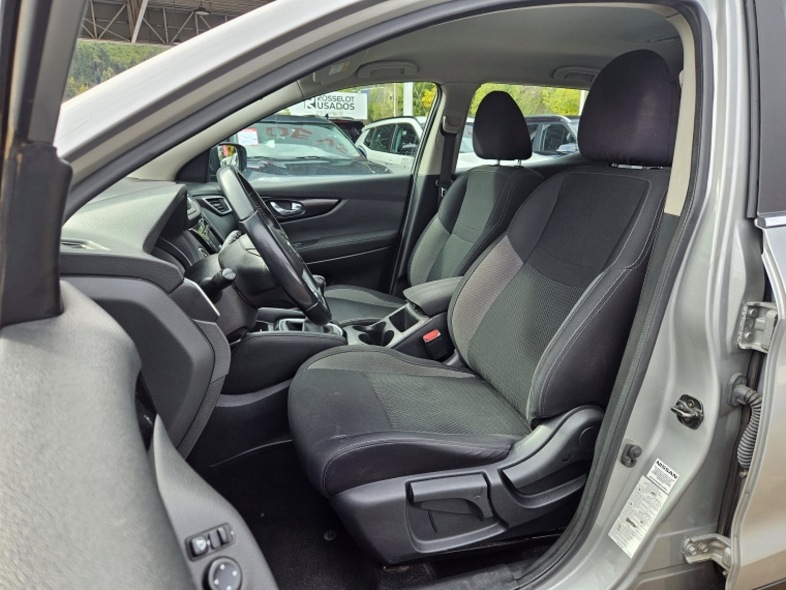 Nissan Qashqai J11 2.0 2021 - Imagen 14 de 20