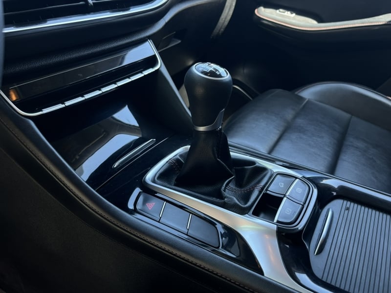 MG Hs 1.5t 2021 - Imagen 15 de 20