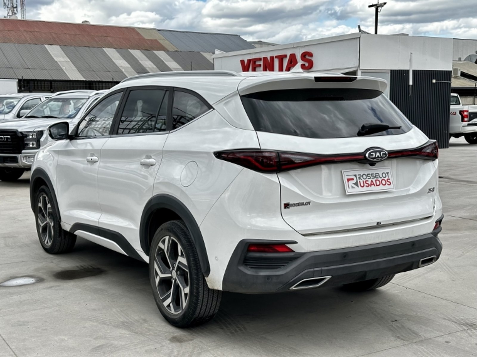 JAC Js8 Luxury 1.5 Aut 2023 - Imagen 7 de 20