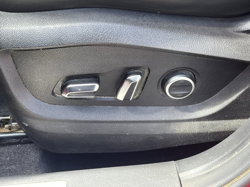 Chery Tiggo 8 Pro Glx Dct 1.6 Aut 2023 - Imagen 14 de 20