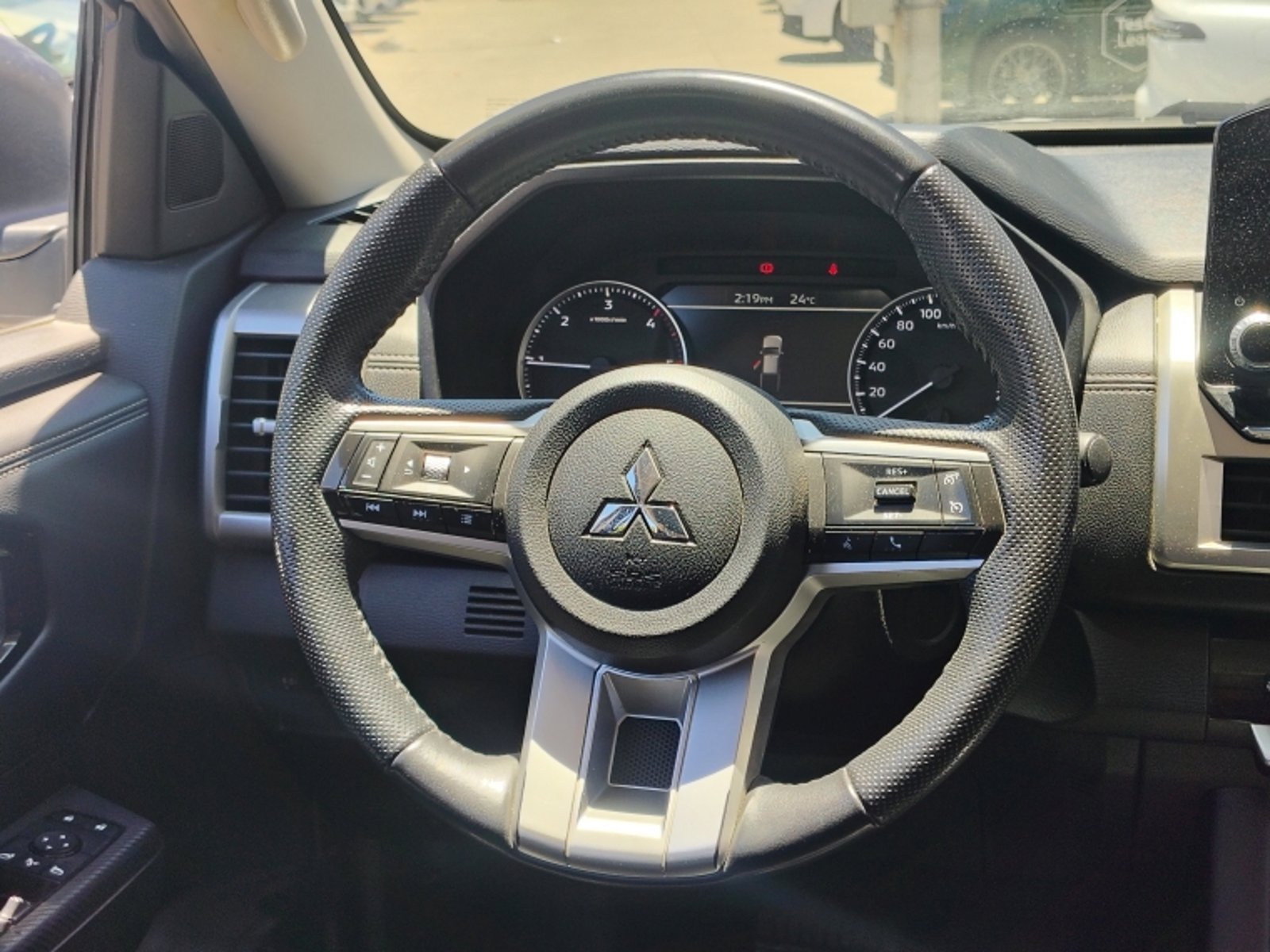 MITSUBISHI L200 New L200 D/c Dakar Xr Aut 2.4 4x4 2025 - Imagen 11 de 20