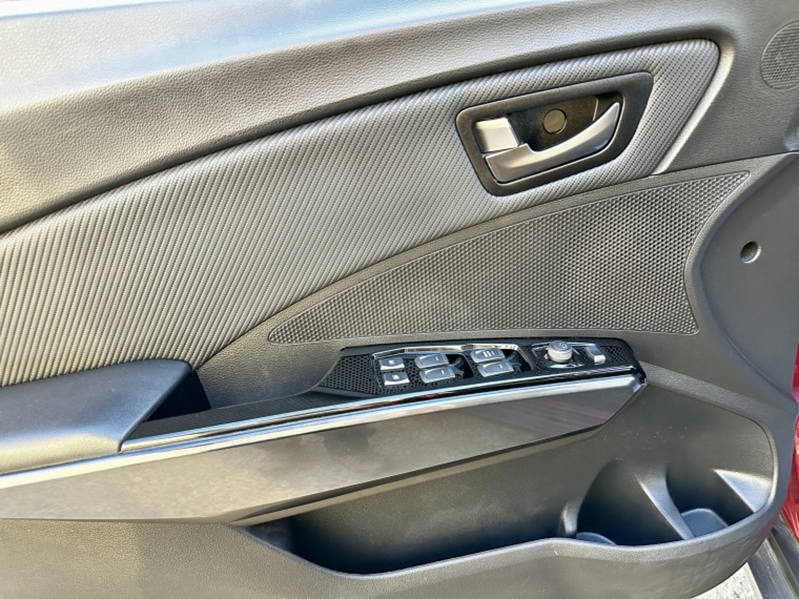 SsangYong Tivoli Gas 4x2 1.6 Mt - Tx1011 Euro Vi 2023 - Imagen 14 de 20
