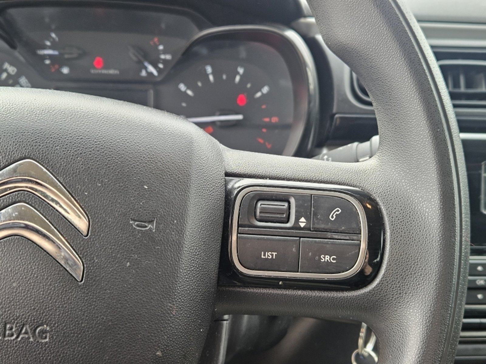 Citroën C3 AIRCROSS C3 Hdi Hatch Back 1.5 2021 - Imagen 17 de 20