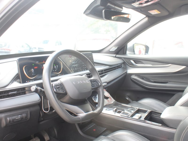 Exeed Lx Unltd 1.5 Aut 2023 - Imagen 13 de 18