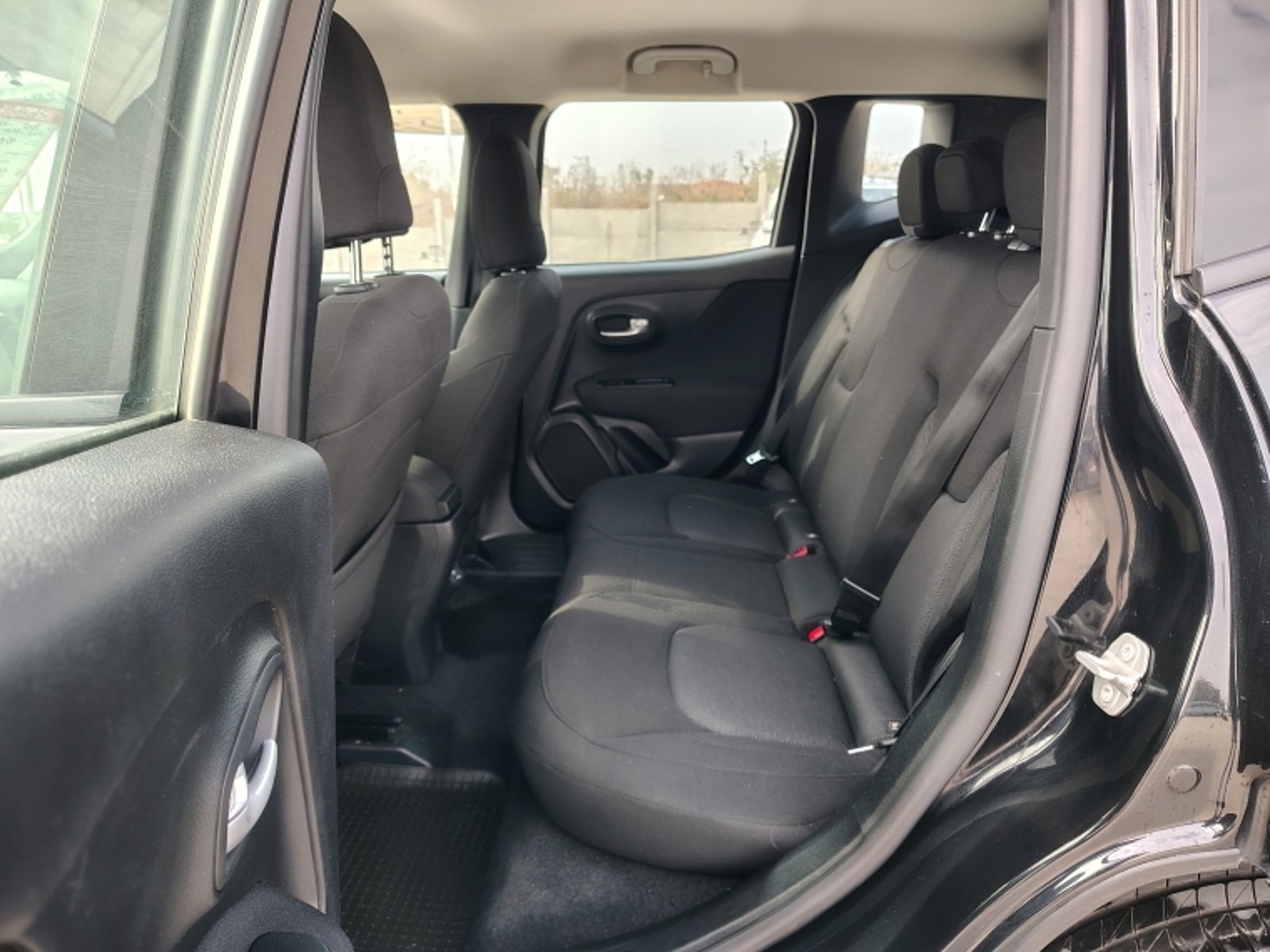 JEEP Renegade Sport 1.8 2022 - Imagen 9 de 20