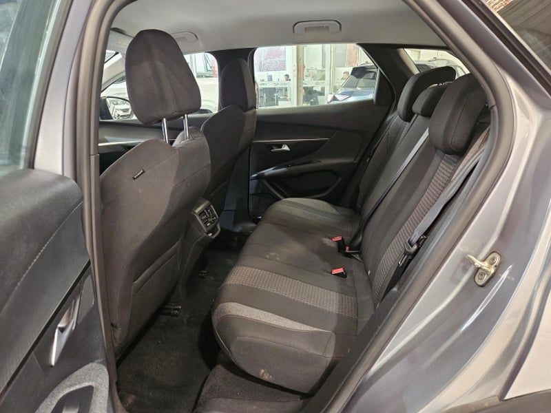 Peugeot 3008 Blue Hdi 130 1.5 2022 - Imagen 8 de 20