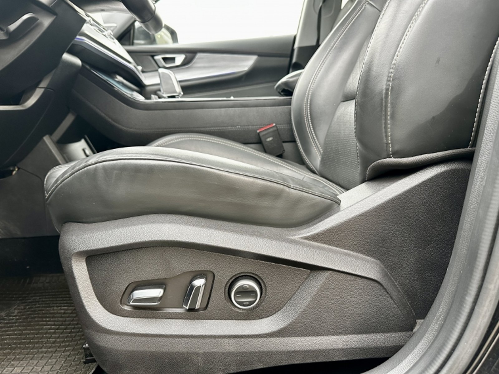 CHERY Tiggo 8 Pro Glx Dct 1.6 Aut 2023 - Imagen 16 de 20