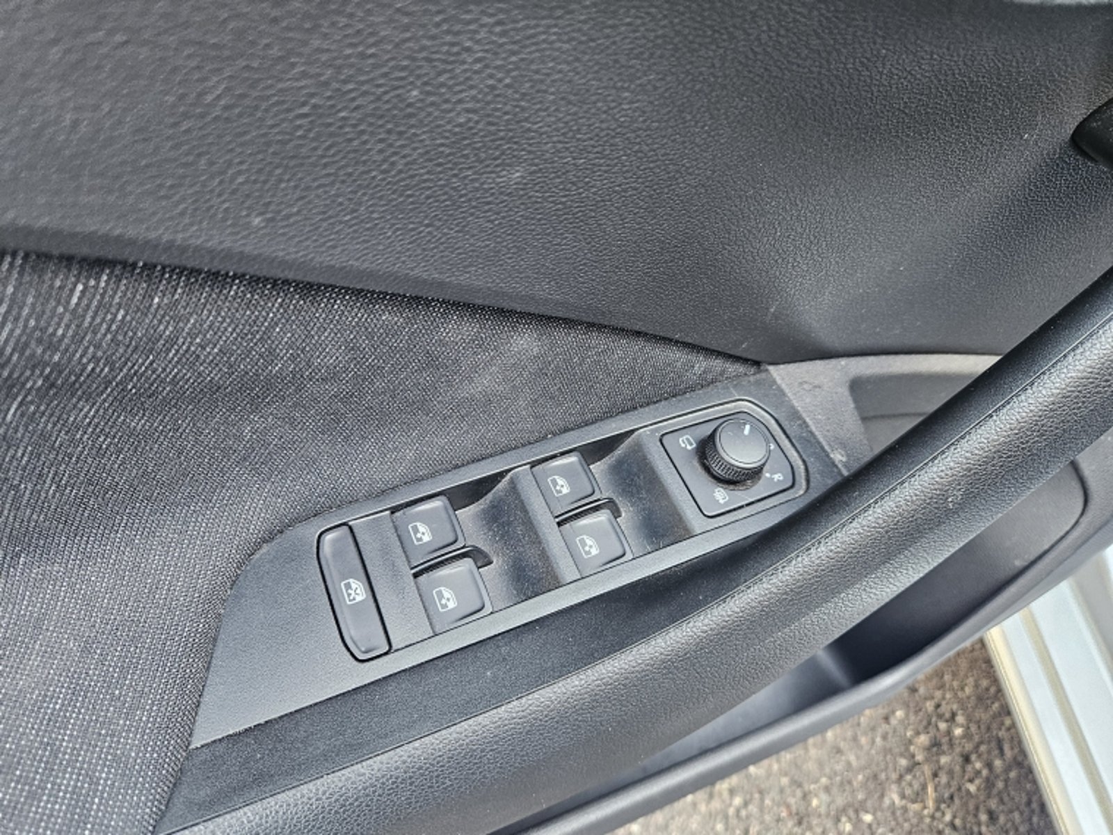 SKODA Scala Tsi Hb 1.5 Aut 2024 - Imagen 13 de 20