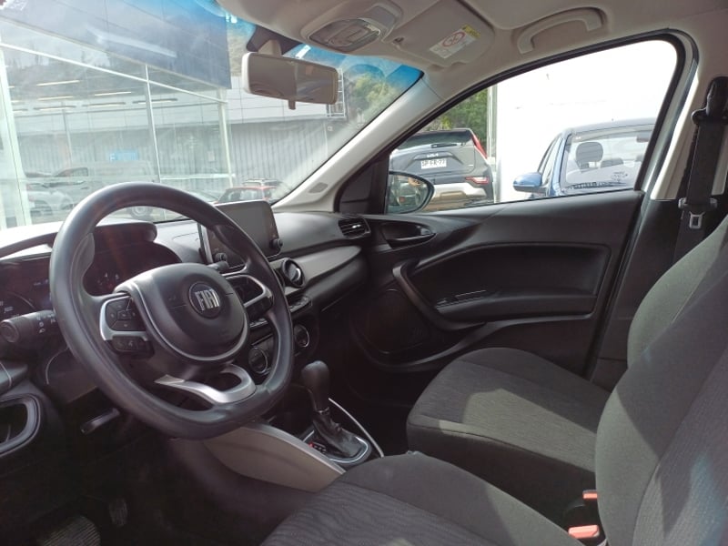 Fiat Cronos Drive 1.8 At 2022 - Imagen 9 de 17