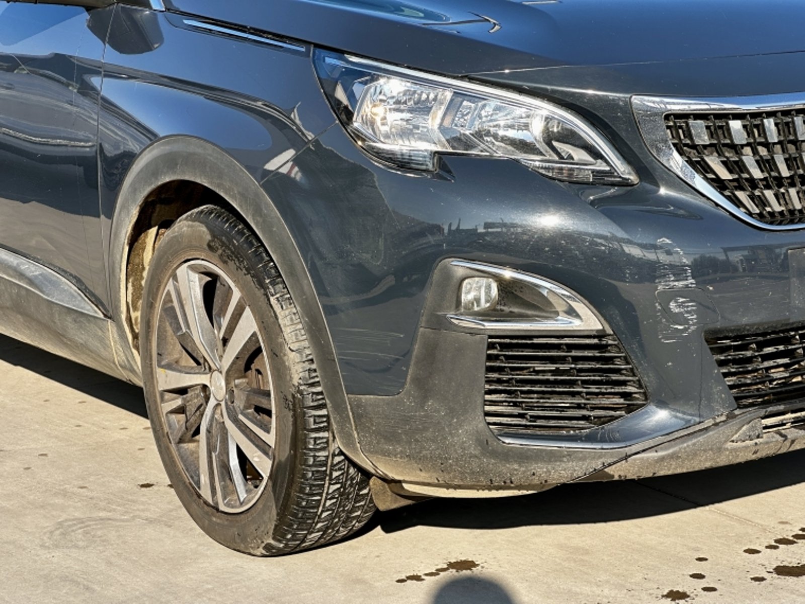 Peugeot 3008 Active Bluehdi 1.6 2018 - Foto 4 de 20