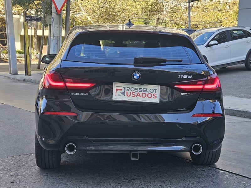 BMW 118d Hatchback 2.0 Aut 2022 - Imagen 12 de 20
