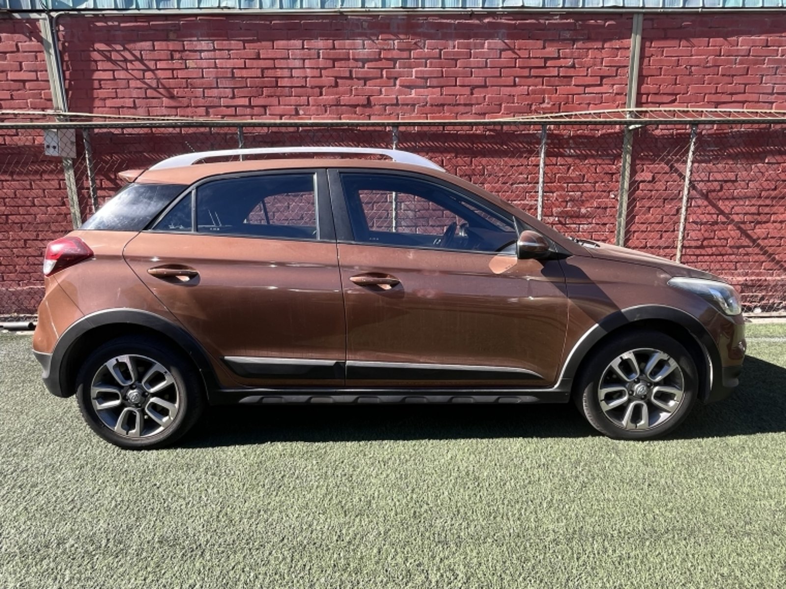 HYUNDAI I-20 I20 Active Gl 1.4 Aut 2017 - Imagen 5 de 20