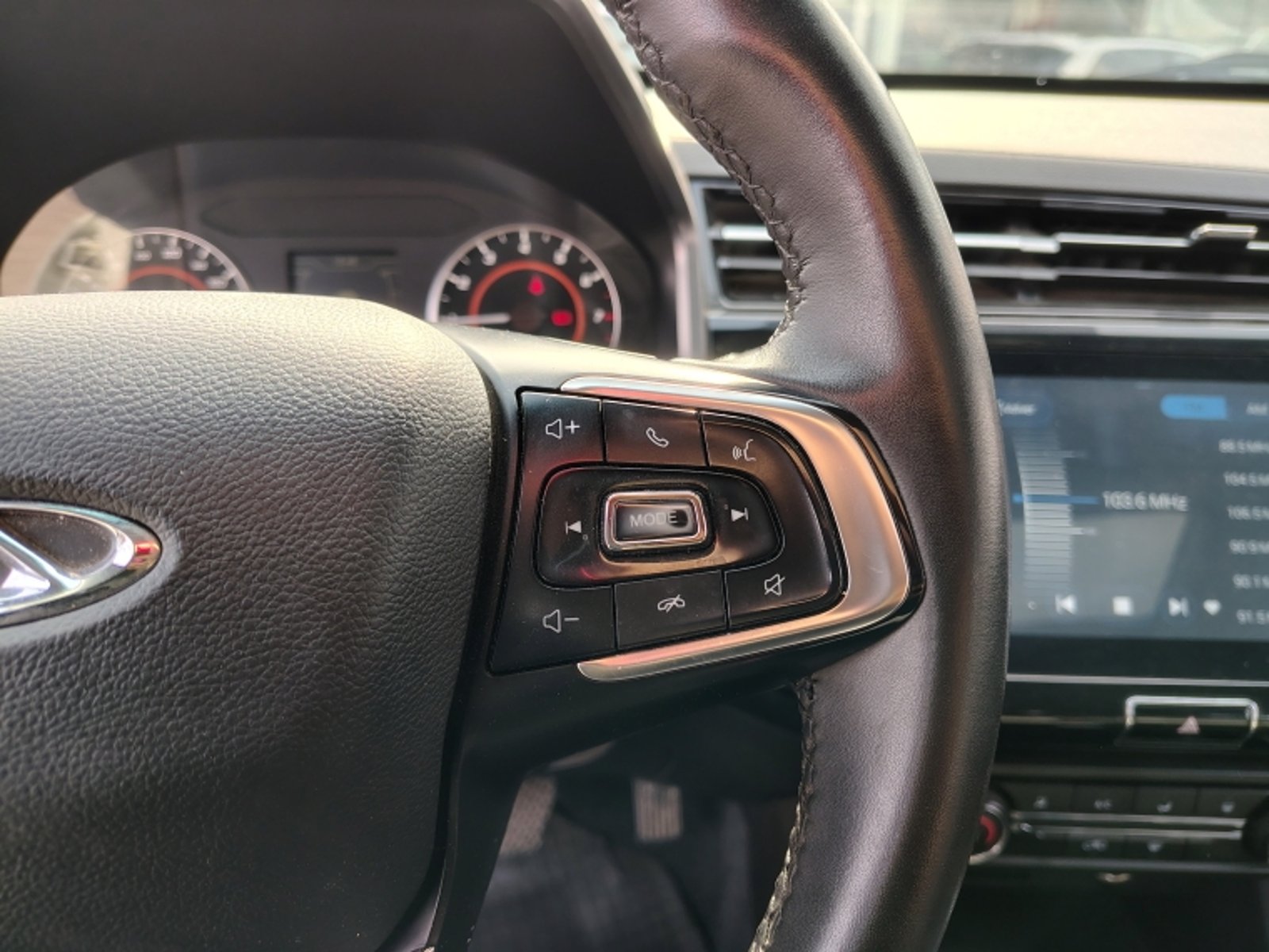 CHERY Tiggo 2 Pro 1.0t Glx Cvt 2022 - Imagen 15 de 20
