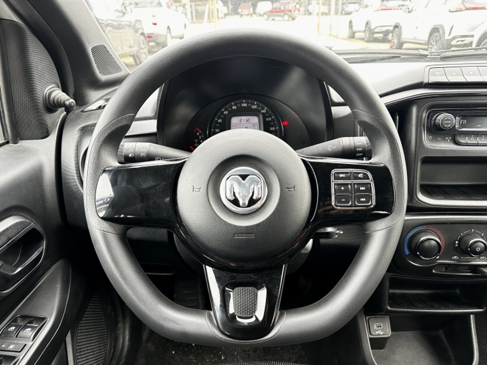 RAM 700 New Ram 700 Slt 1.4 Cd Mt Mn 2023 - Imagen 10 de 20