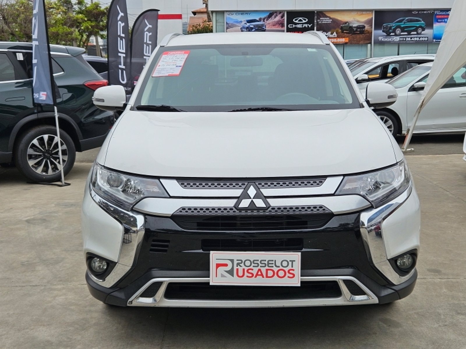 Mitsubishi Outlander Cvt 2.0 Aut 2023 - Foto 3 de 19