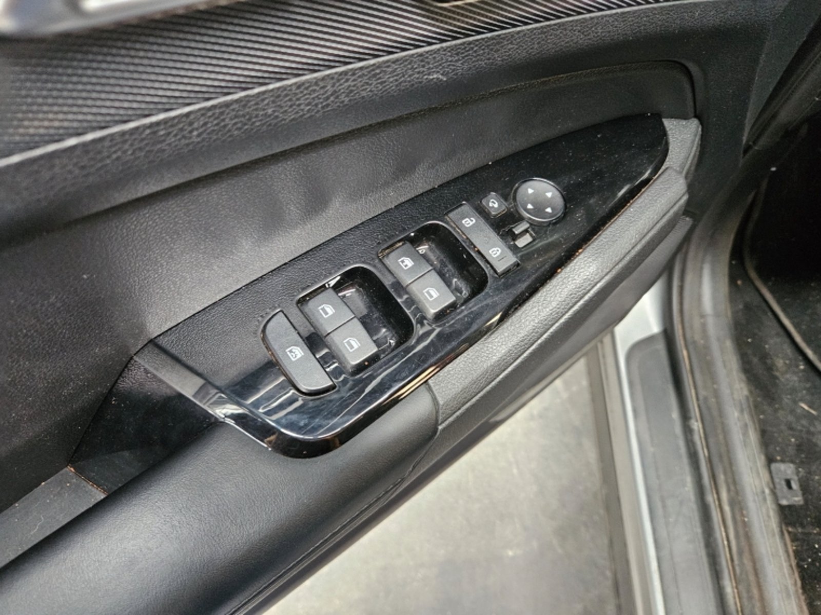 Kia Sportage Ex 2.0l 2023 - Imagen 13 de 20