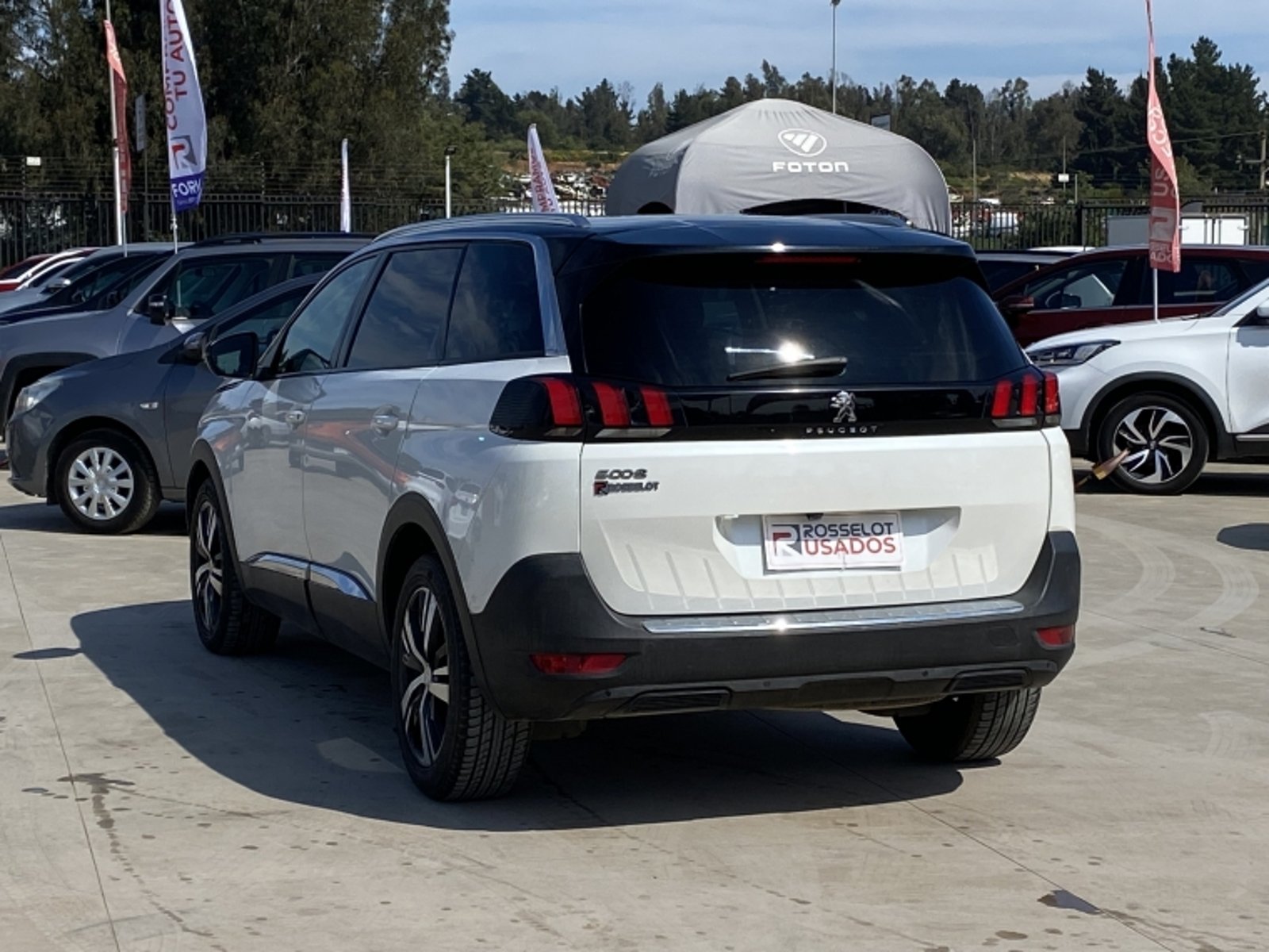 PEUGEOT 5008 Bluehdi 130 1.5 Aut 2021 - Imagen 6 de 20