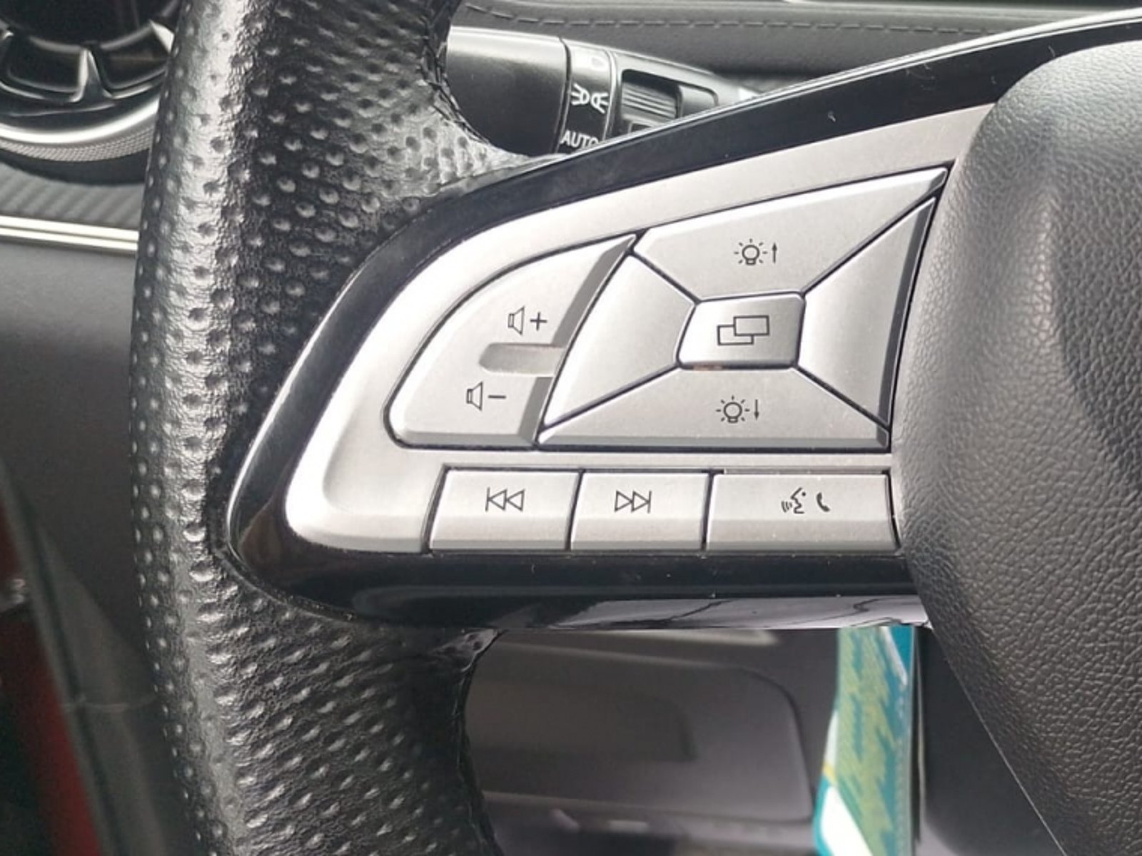 DFM T5 Evo 4x2 1.5 Aut 2023 - Imagen 14 de 20