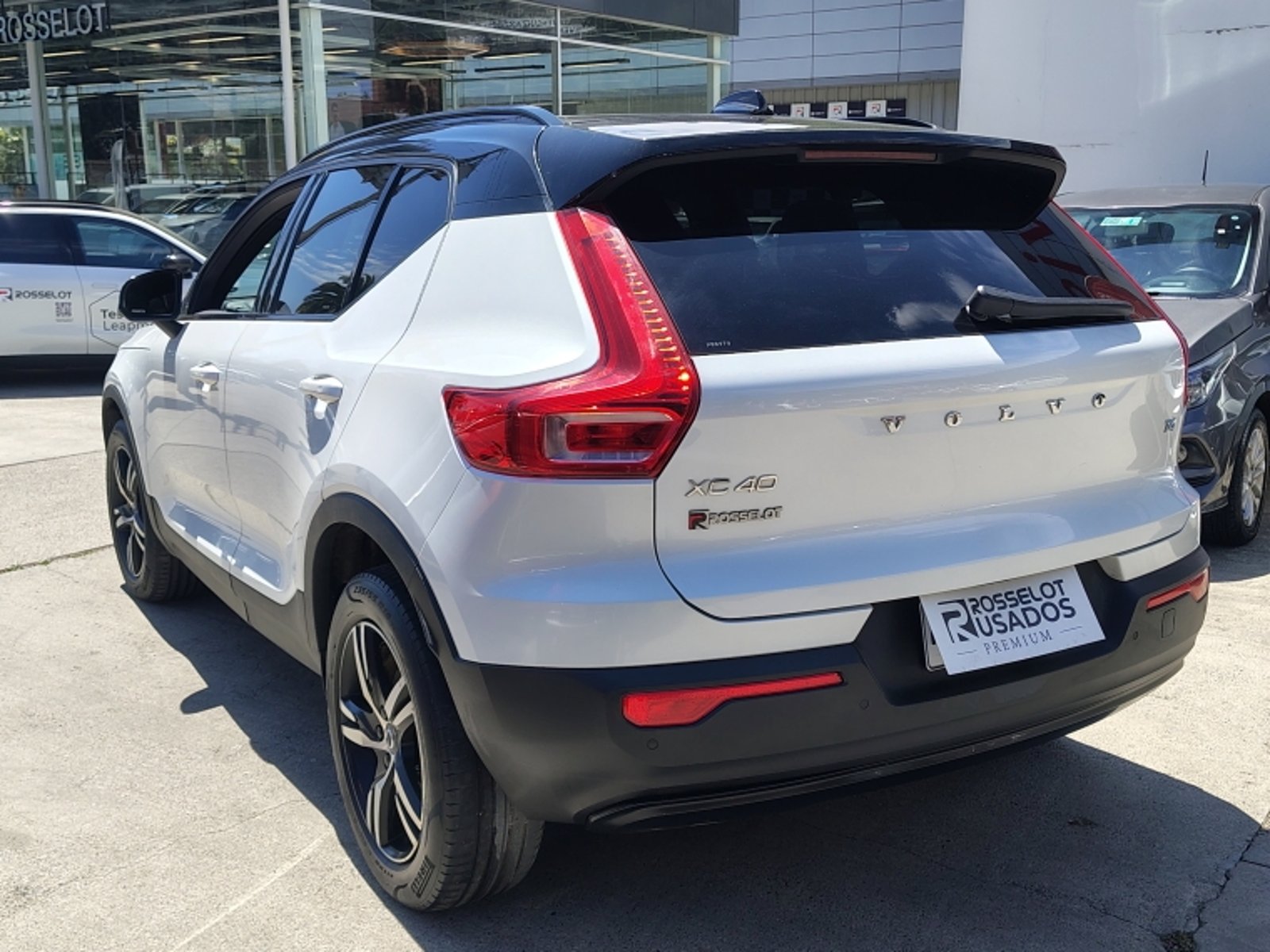 VOLVO Xc40 T4 Fwd 2.0 Aut 2021 - Imagen 6 de 20