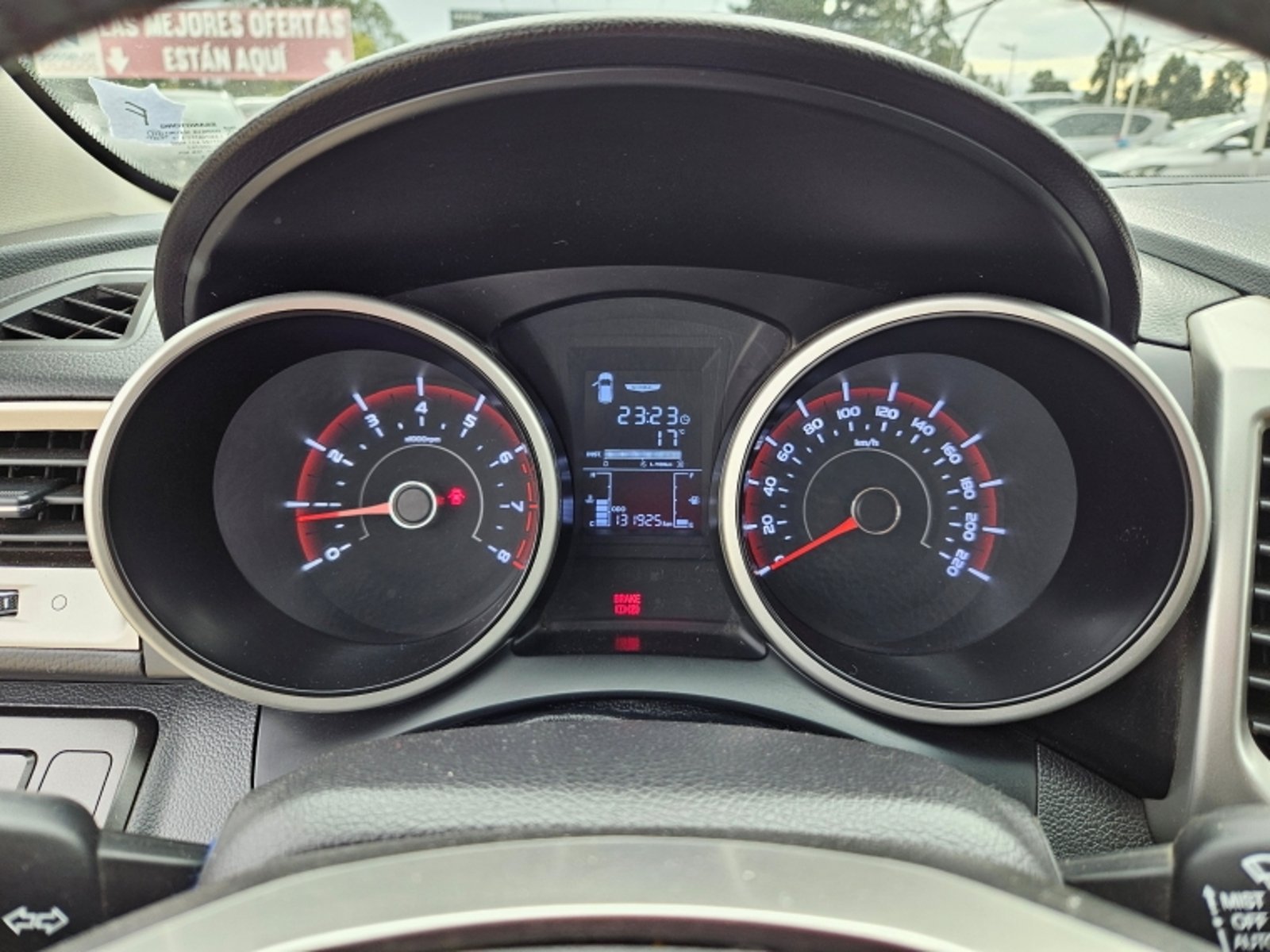SsangYong Tivoli 1.6 2019 - Imagen 16 de 20