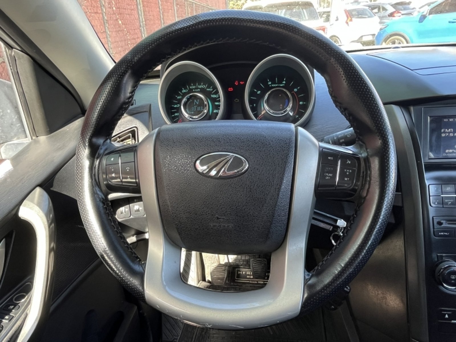 MAHINDRA XUV500 Xuv 500 2.2 2018 - Imagen 15 de 20