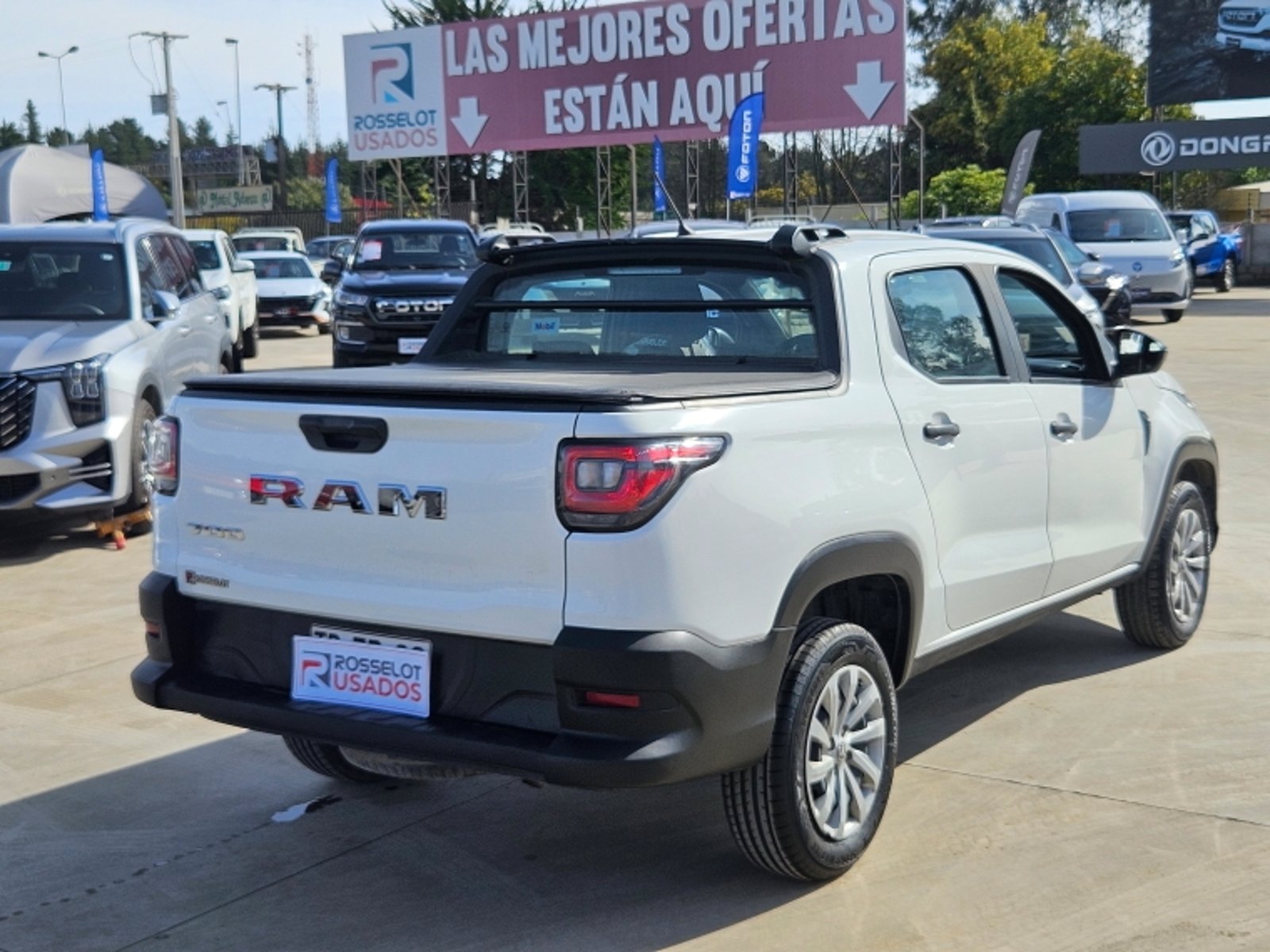 RAM 700 New Ram 700 Slt 1.4 Cd Mt Mn 2024 - Foto 5 de 19