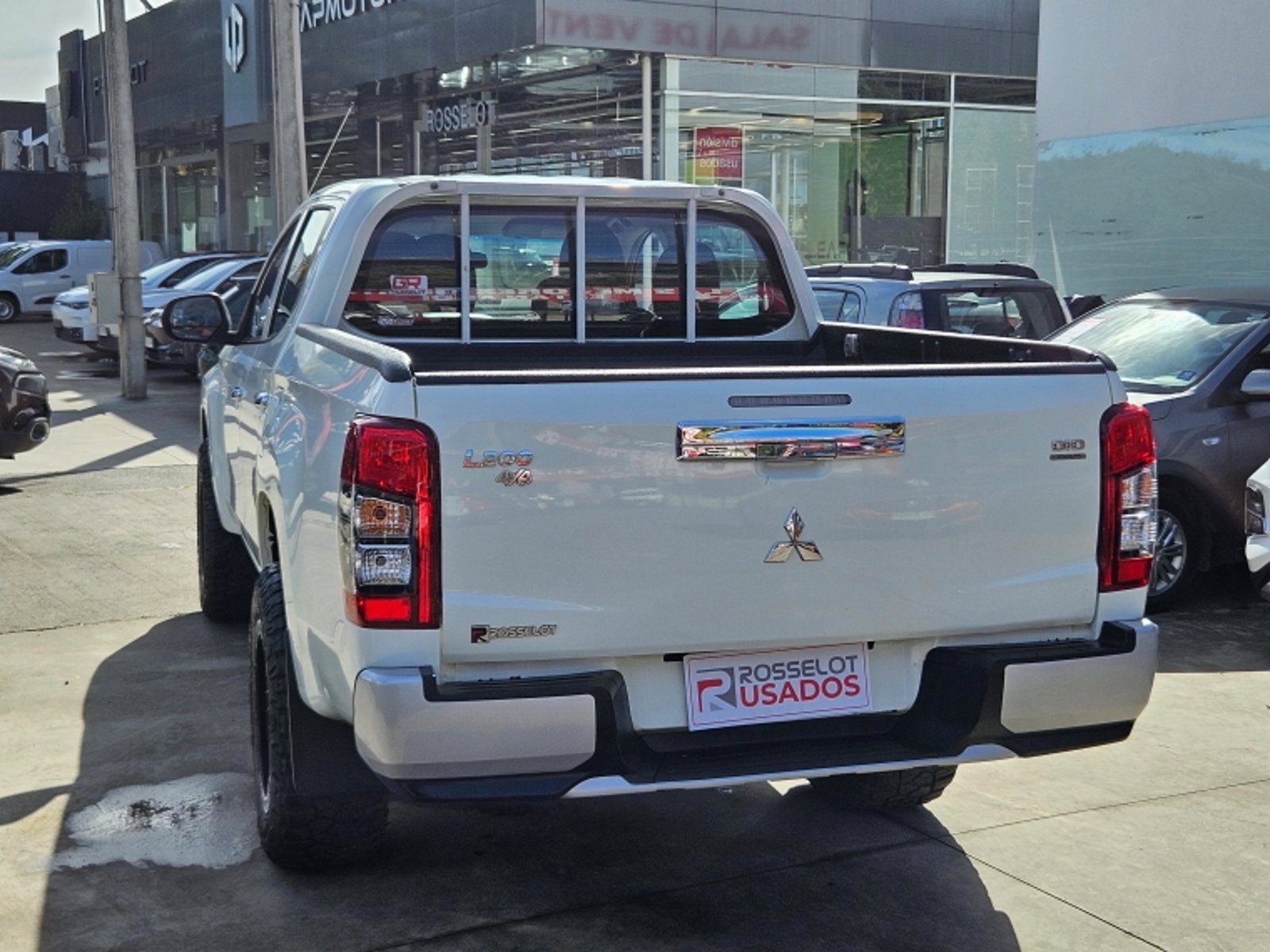 Mitsubishi L200 Katana Crt 4x4 2.4 2022 - Imagen 7 de 20