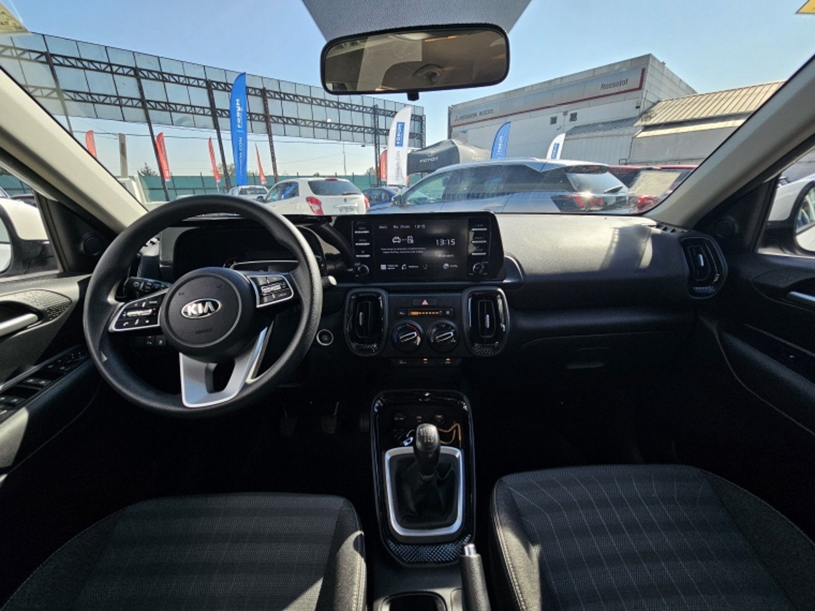 KIA Sonet Ex 1.5l 6mt Full 4x2 2022 - Imagen 8 de 20