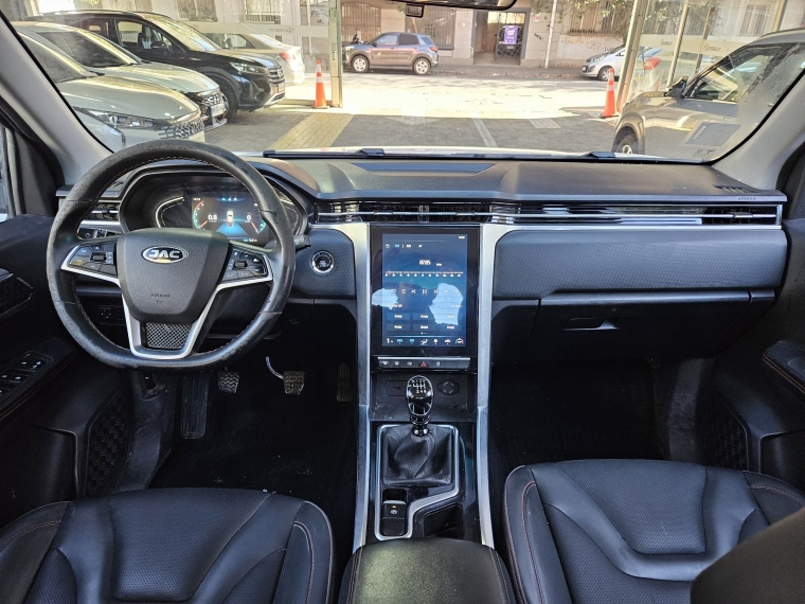 JAC T8 Pro 2.0 2023 - Imagen 10 de 20