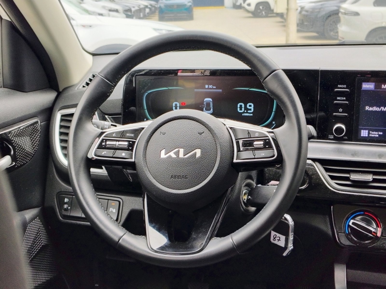 KIA Seltos Ex 1.5l 6mt 2024 - Imagen 8 de 19