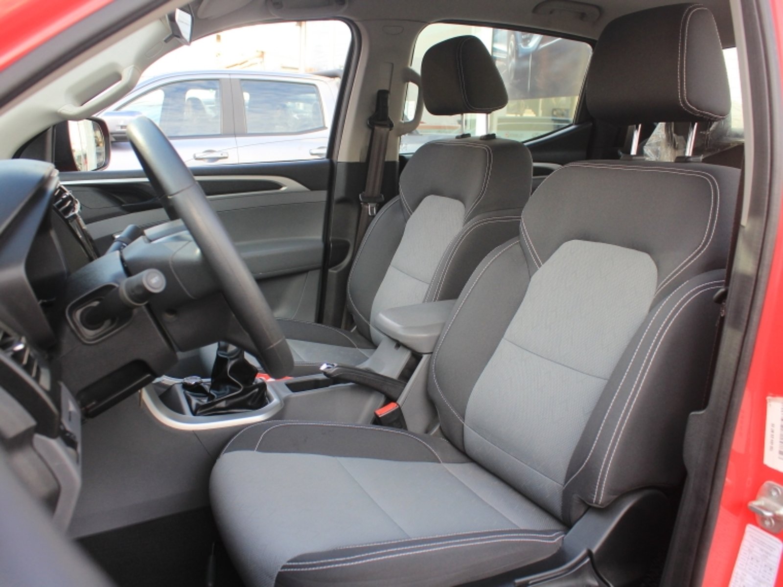 MAXUS T60 4wd 2.0 2024 - Imagen 14 de 20