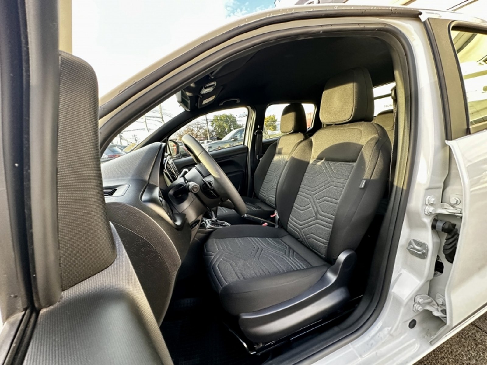 RAM 700 Bighorn 1.3 Aut 2024 - Imagen 9 de 20