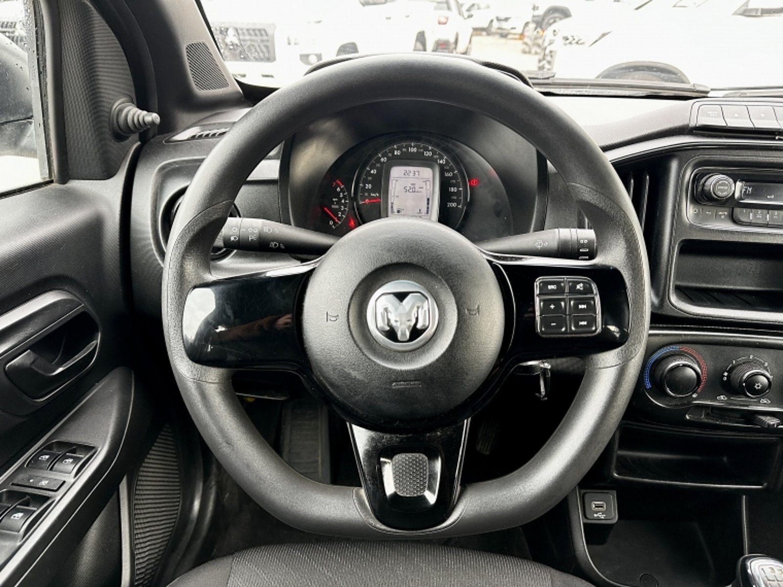 RAM 700 Slt Cd 1.4 2023 - Imagen 10 de 20