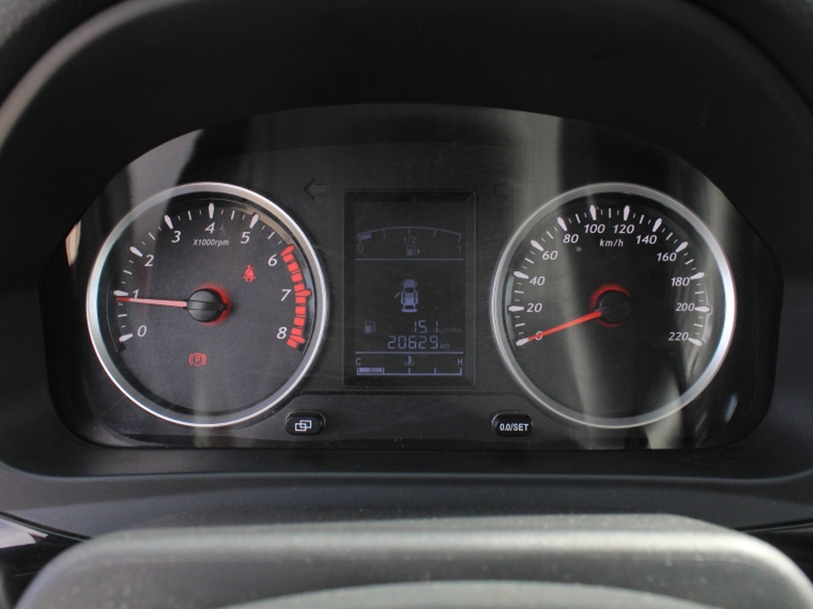 DFM Joyear Sx6 1.6 Mt 2023 - Imagen 13 de 17