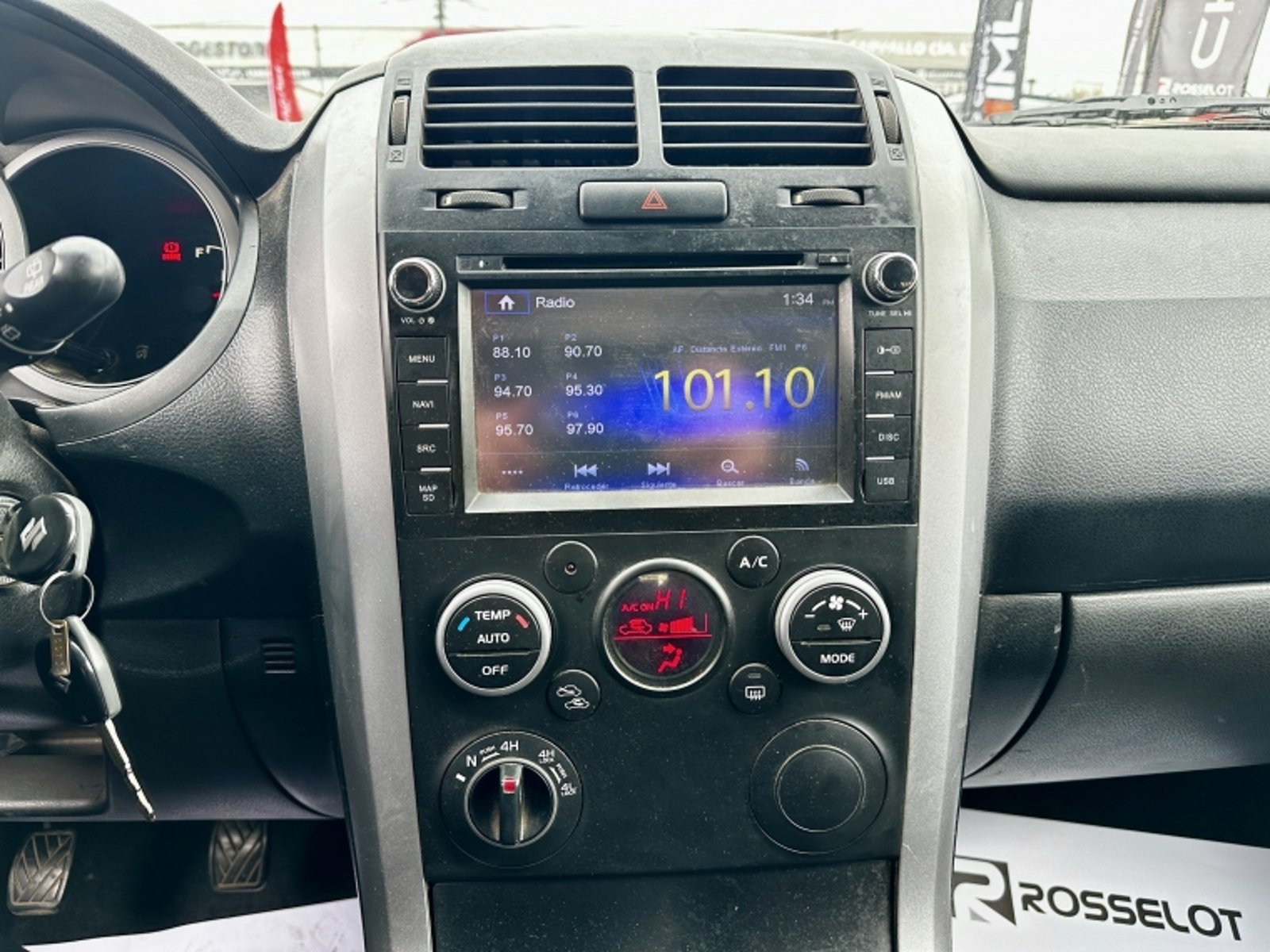 SUZUKI GRAND NOMADE Gran Nomade Glx Sport 4x4 2.4 2018 - Imagen 13 de 19