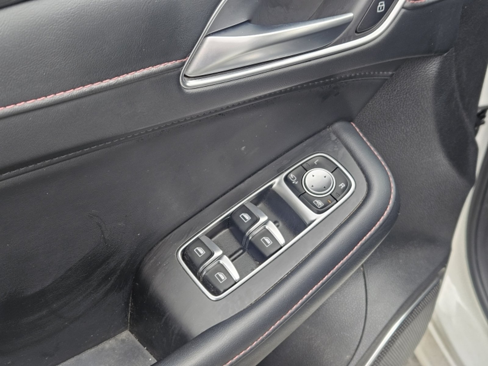 MG Hs 1.5t 2023 - Imagen 15 de 20