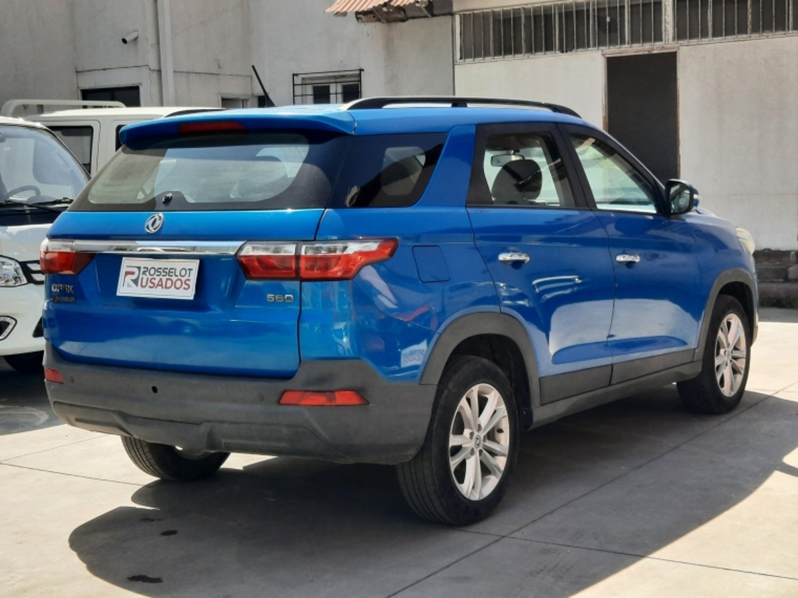 DFSK 560 Suv 560 1.8 2021 - Foto 4 de 20