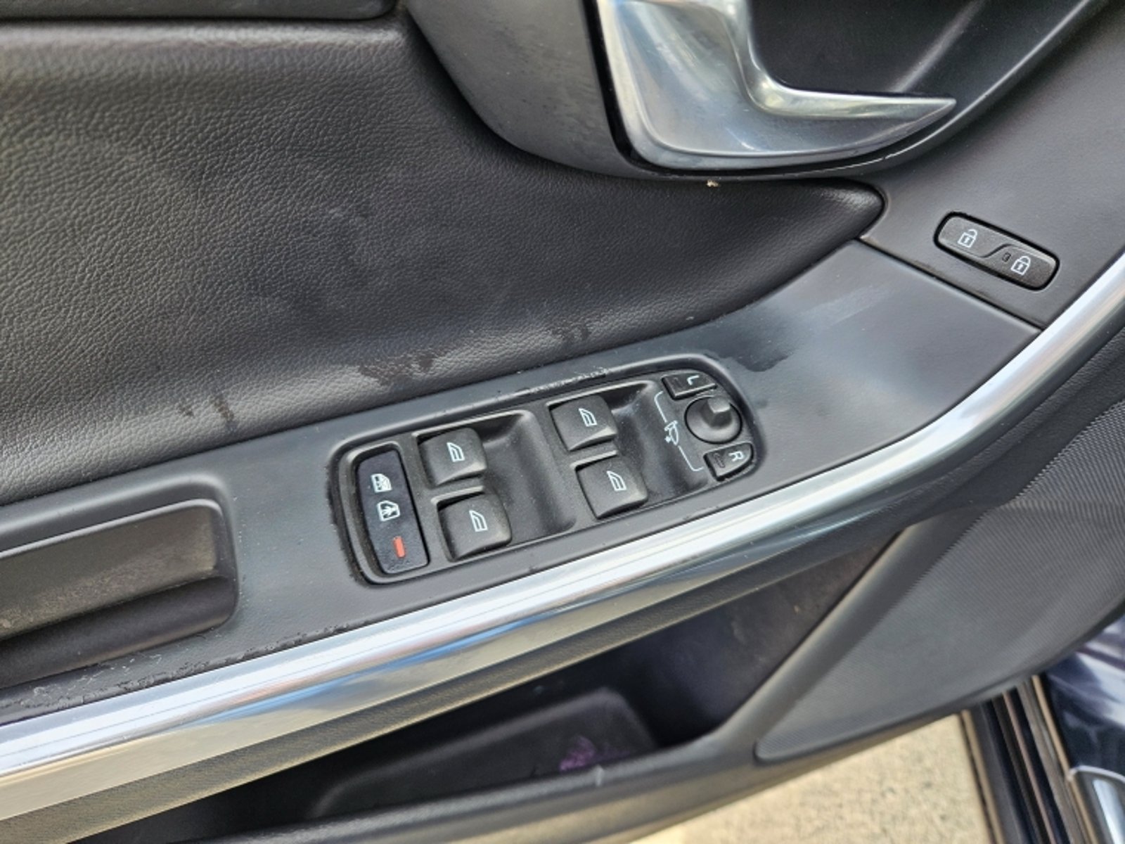 Volvo S60 Comfort 1.5 2017 - Imagen 13 de 20