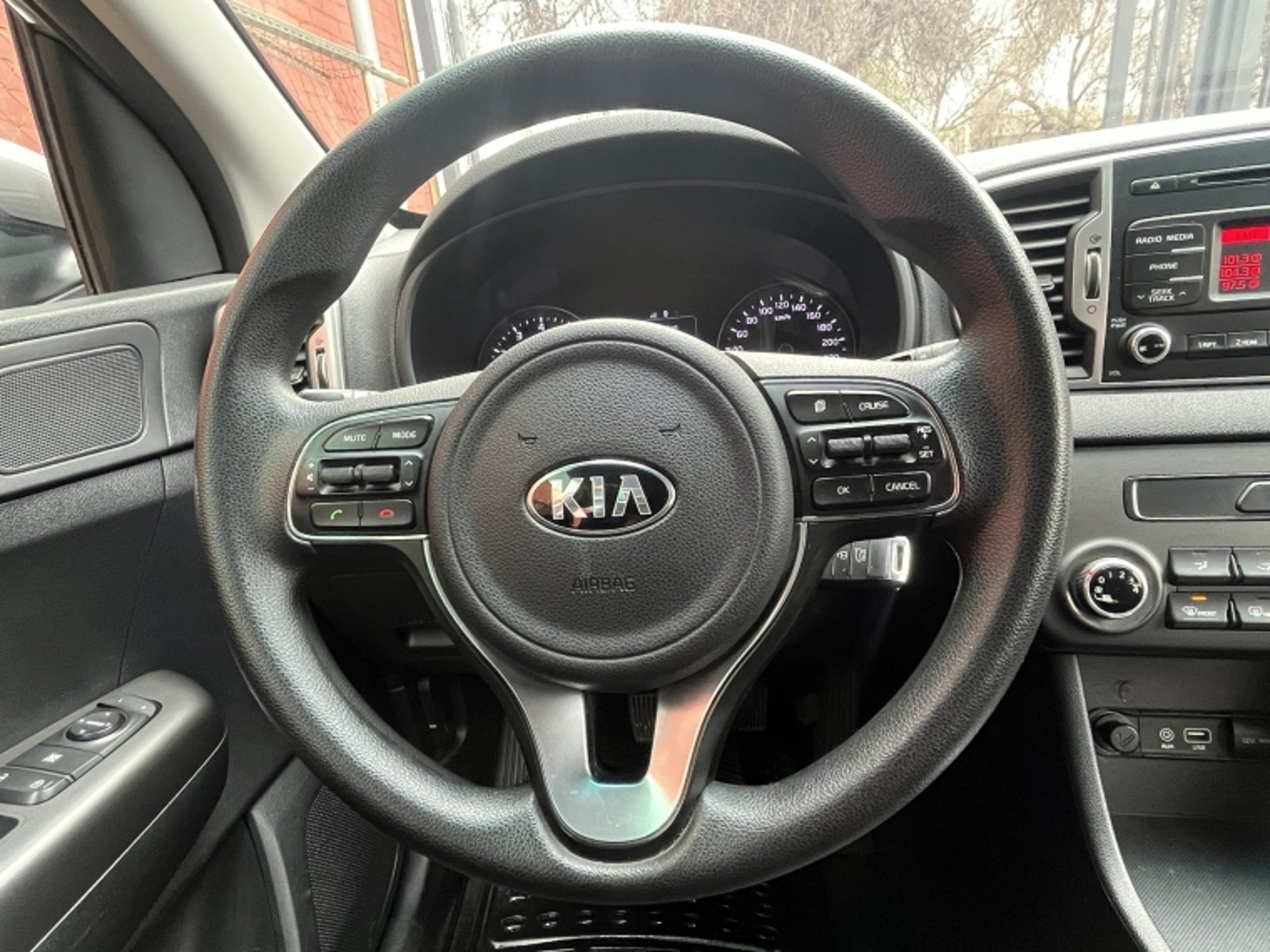 Kia Sportage Lx 2.0 2017 - Imagen 15 de 20