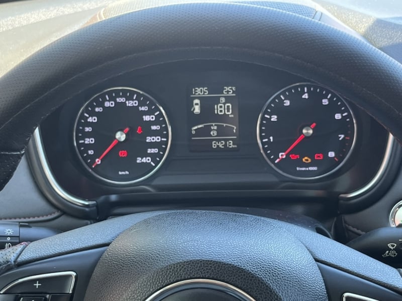 MG Hs 1.5t 2021 - Imagen 16 de 20